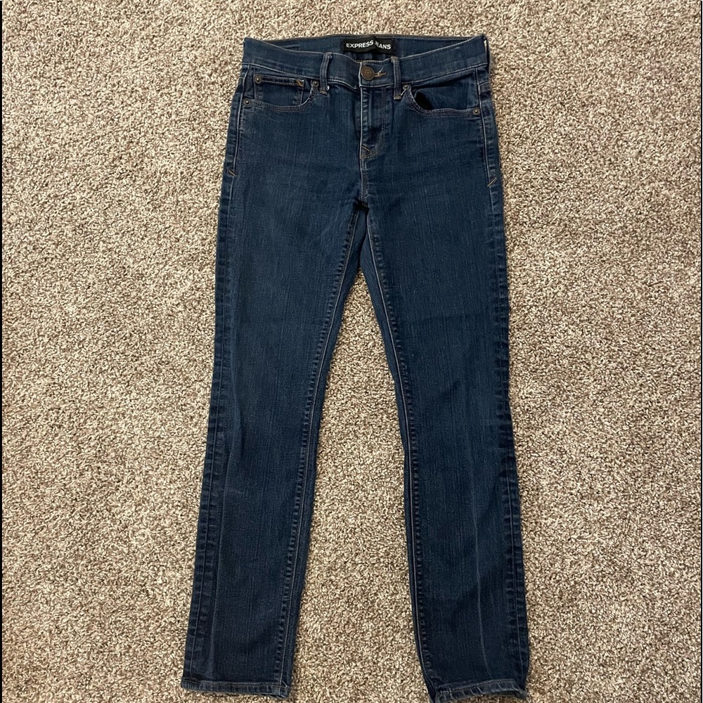 Express size 0S dark blue jeans. Mid rise. Straight leg. Skinny fit.